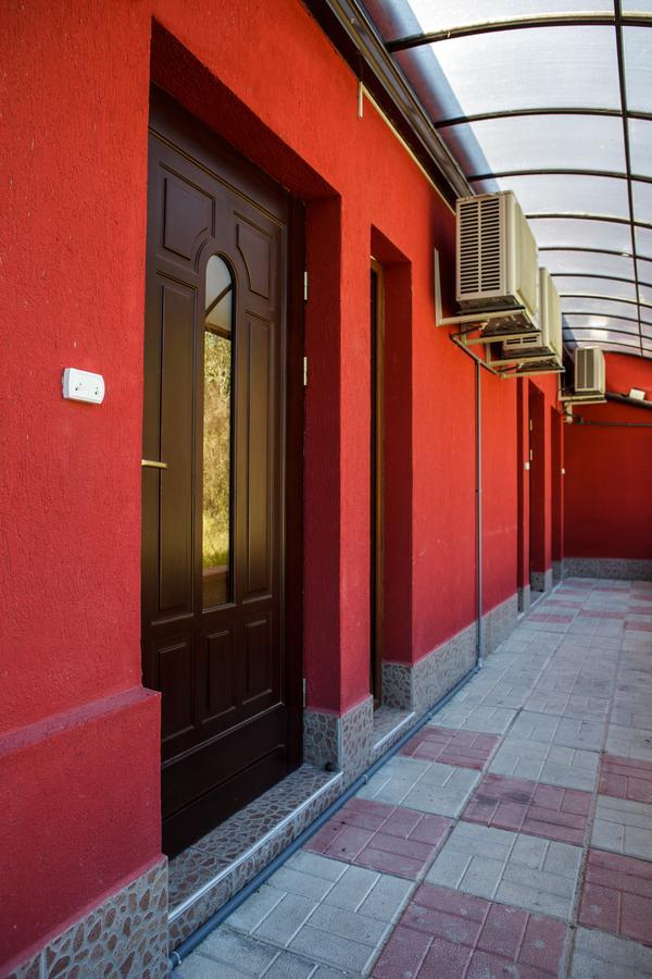 Family Hotel Kipra Exterior foto